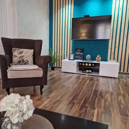 New Moment 2 Apartment *